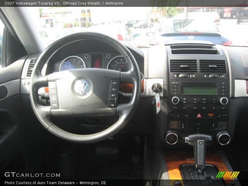 Offroad Grey Metallic / Anthracite 2007 Volkswagen Touareg V6