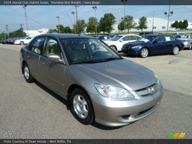 Front 3/4 View of 2004 Civic Hybrid Sedan