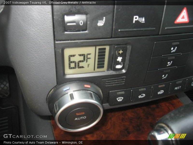Offroad Grey Metallic / Anthracite 2007 Volkswagen Touareg V6