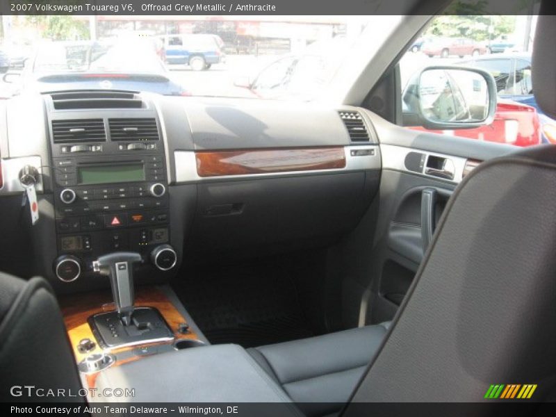 Offroad Grey Metallic / Anthracite 2007 Volkswagen Touareg V6