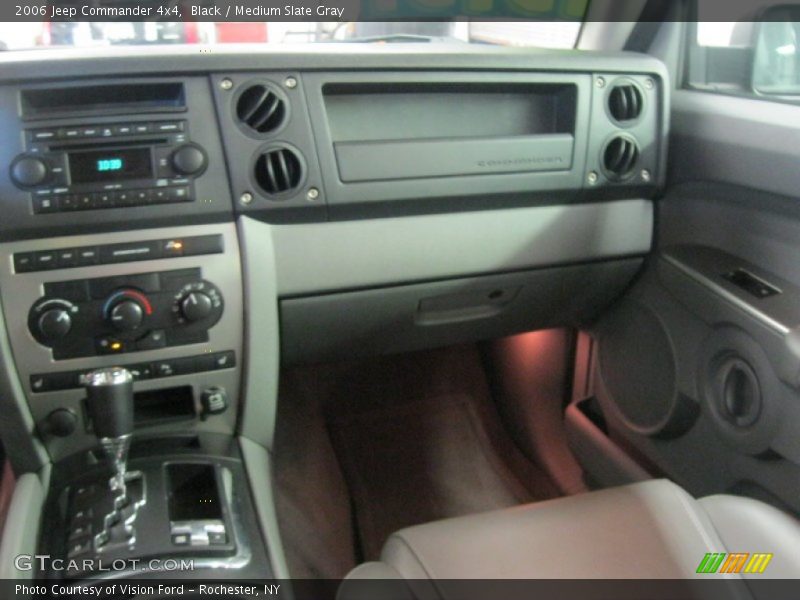 Black / Medium Slate Gray 2006 Jeep Commander 4x4