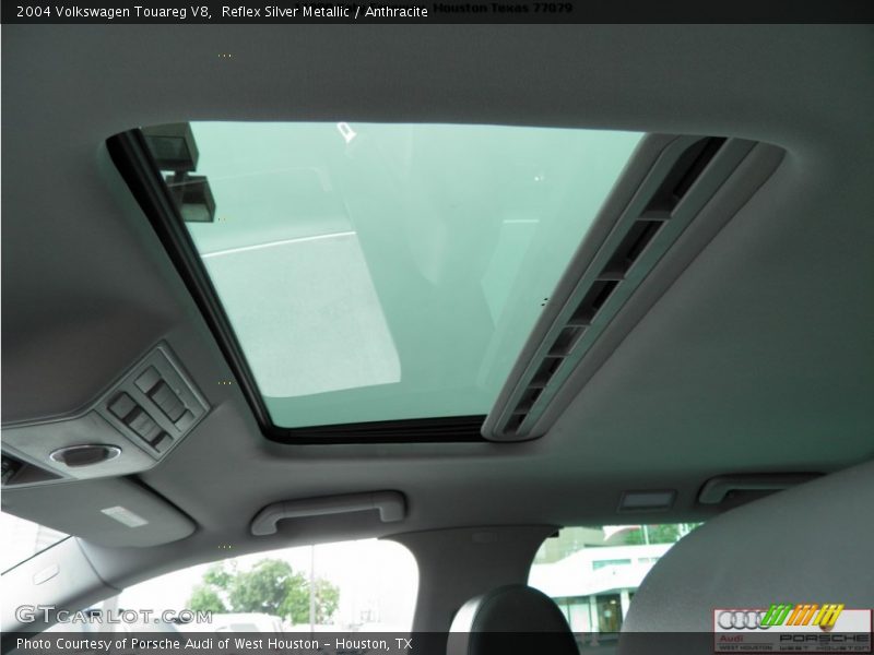 Reflex Silver Metallic / Anthracite 2004 Volkswagen Touareg V8