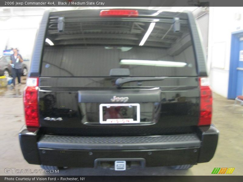 Black / Medium Slate Gray 2006 Jeep Commander 4x4