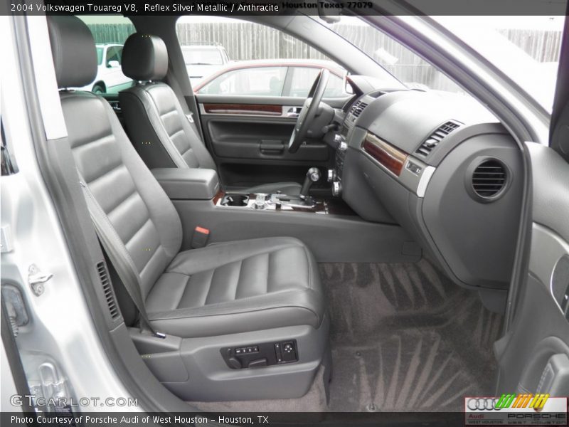 Reflex Silver Metallic / Anthracite 2004 Volkswagen Touareg V8