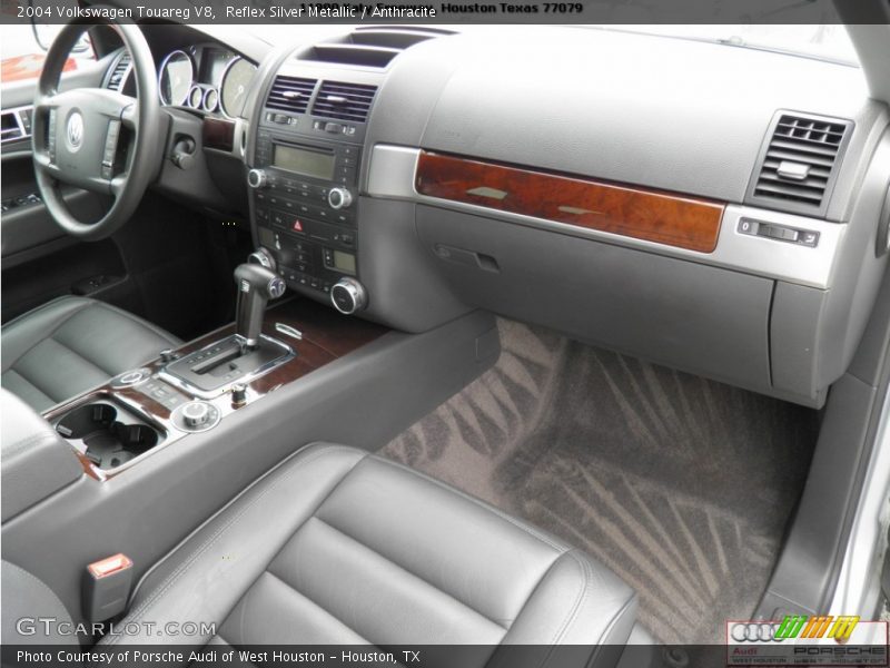 Reflex Silver Metallic / Anthracite 2004 Volkswagen Touareg V8