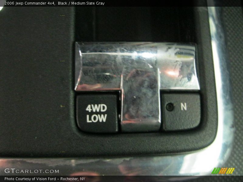 Black / Medium Slate Gray 2006 Jeep Commander 4x4