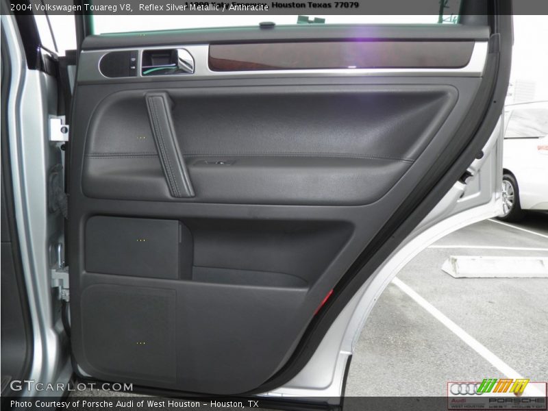 Reflex Silver Metallic / Anthracite 2004 Volkswagen Touareg V8