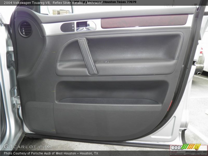 Reflex Silver Metallic / Anthracite 2004 Volkswagen Touareg V8