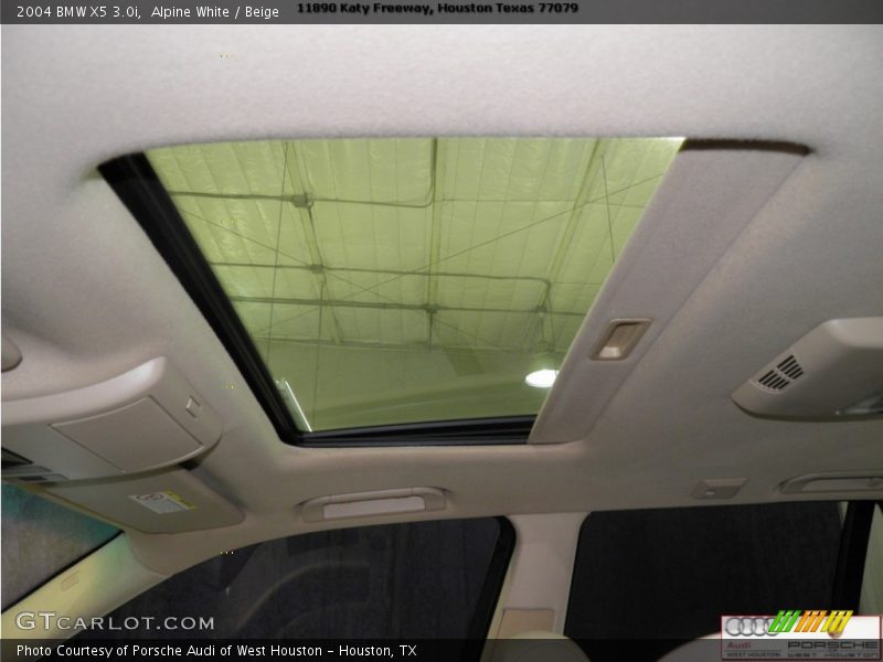 Alpine White / Beige 2004 BMW X5 3.0i