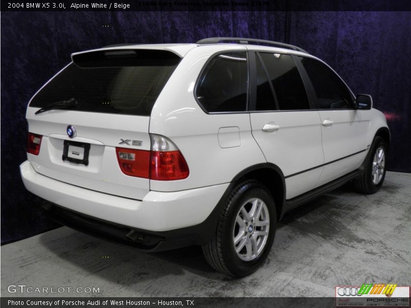 Alpine White / Beige 2004 BMW X5 3.0i