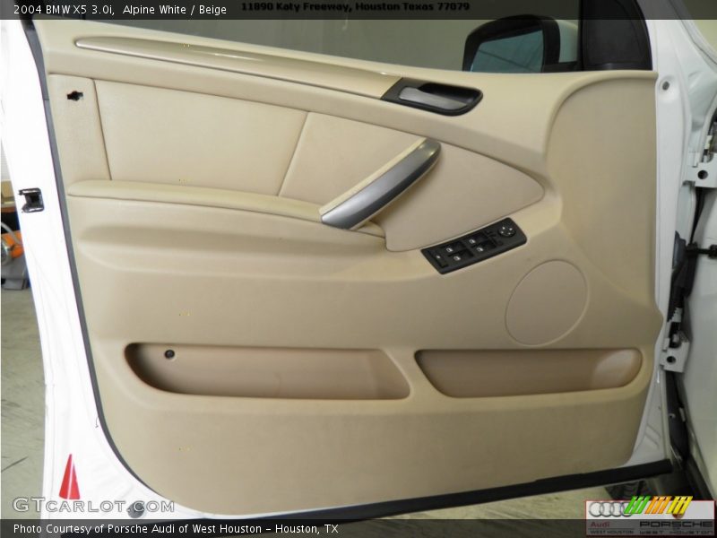 Alpine White / Beige 2004 BMW X5 3.0i