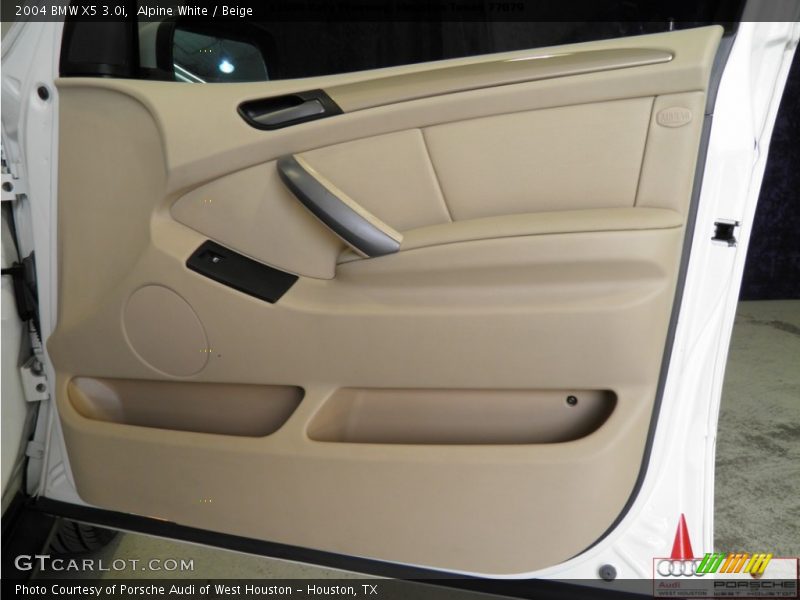 Alpine White / Beige 2004 BMW X5 3.0i