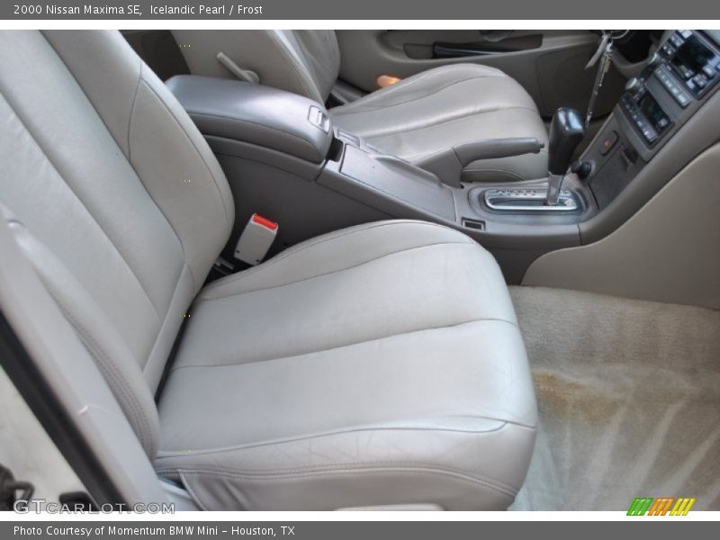 Icelandic Pearl / Frost 2000 Nissan Maxima SE