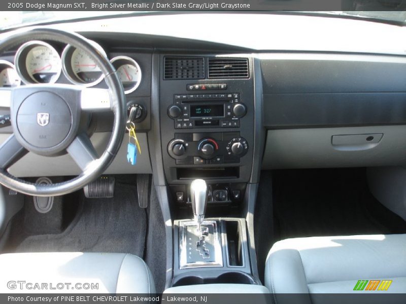 Bright Silver Metallic / Dark Slate Gray/Light Graystone 2005 Dodge Magnum SXT