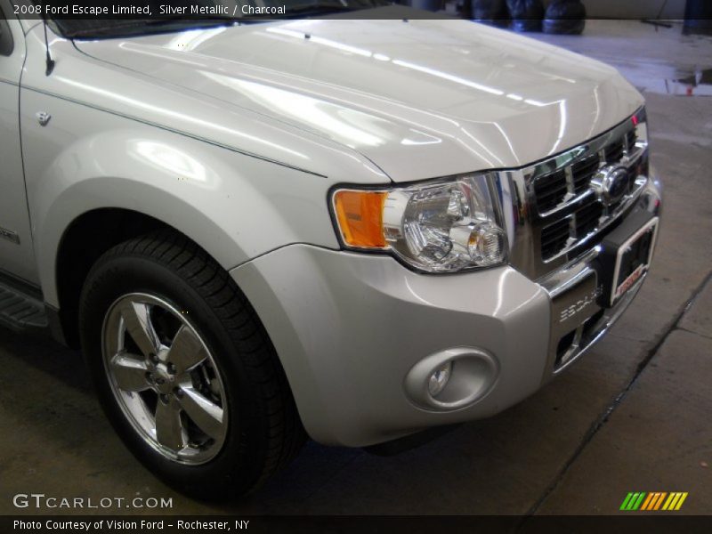 Silver Metallic / Charcoal 2008 Ford Escape Limited