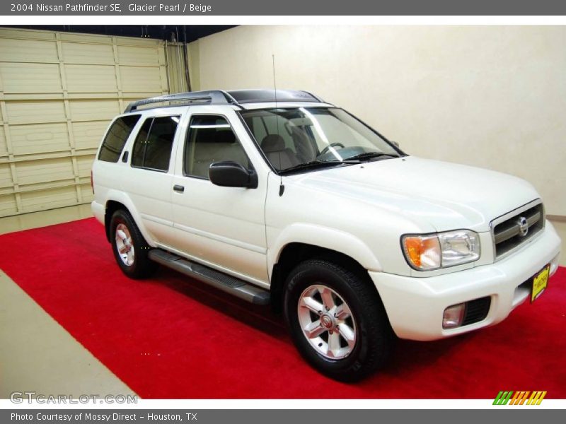 Glacier Pearl / Beige 2004 Nissan Pathfinder SE