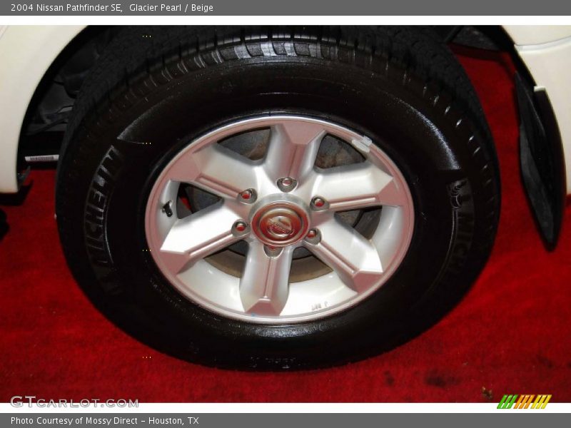 Glacier Pearl / Beige 2004 Nissan Pathfinder SE