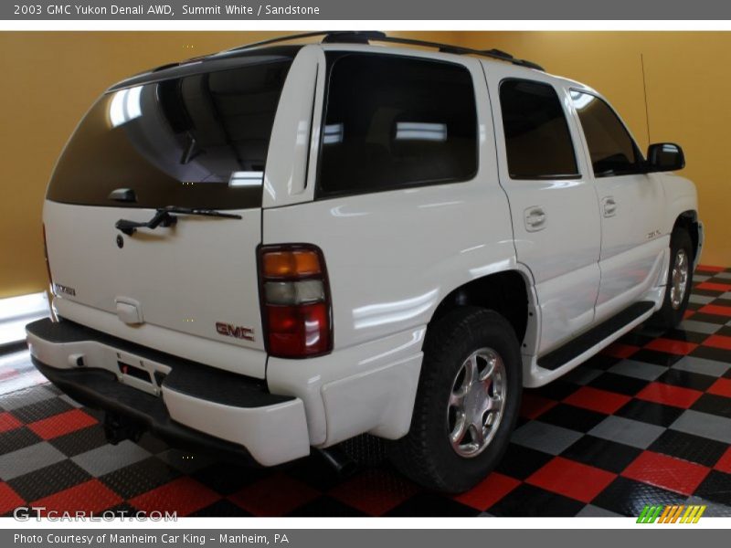 Summit White / Sandstone 2003 GMC Yukon Denali AWD