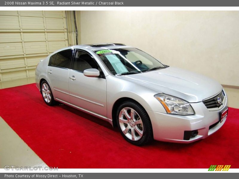 Radiant Silver Metallic / Charcoal Black 2008 Nissan Maxima 3.5 SE