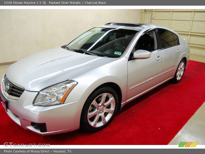 Radiant Silver Metallic / Charcoal Black 2008 Nissan Maxima 3.5 SE
