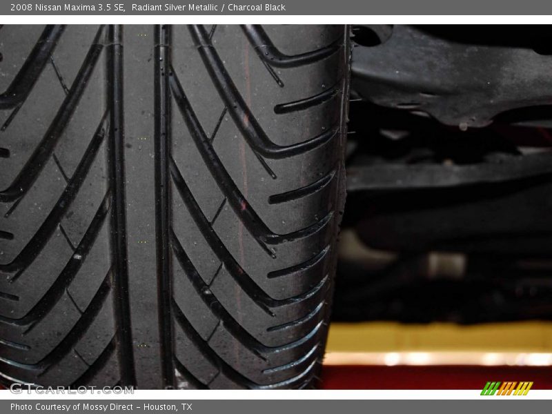 Radiant Silver Metallic / Charcoal Black 2008 Nissan Maxima 3.5 SE