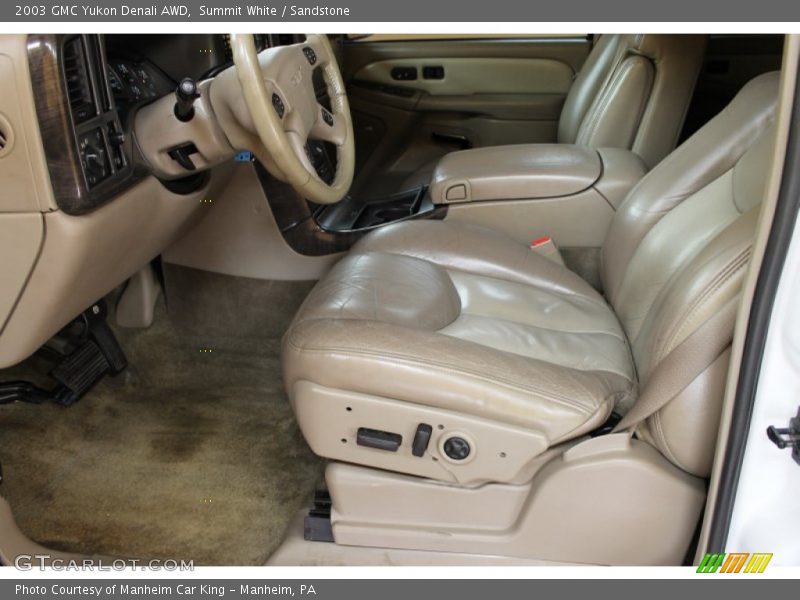Summit White / Sandstone 2003 GMC Yukon Denali AWD