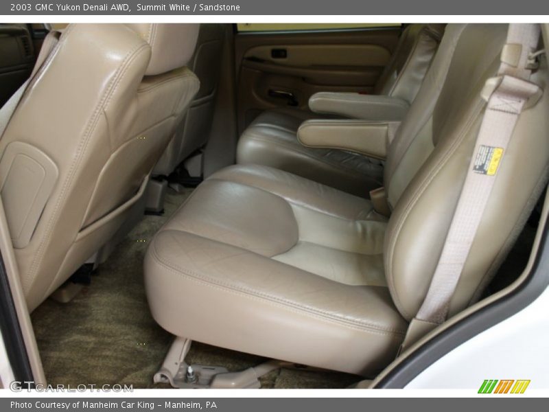 Summit White / Sandstone 2003 GMC Yukon Denali AWD