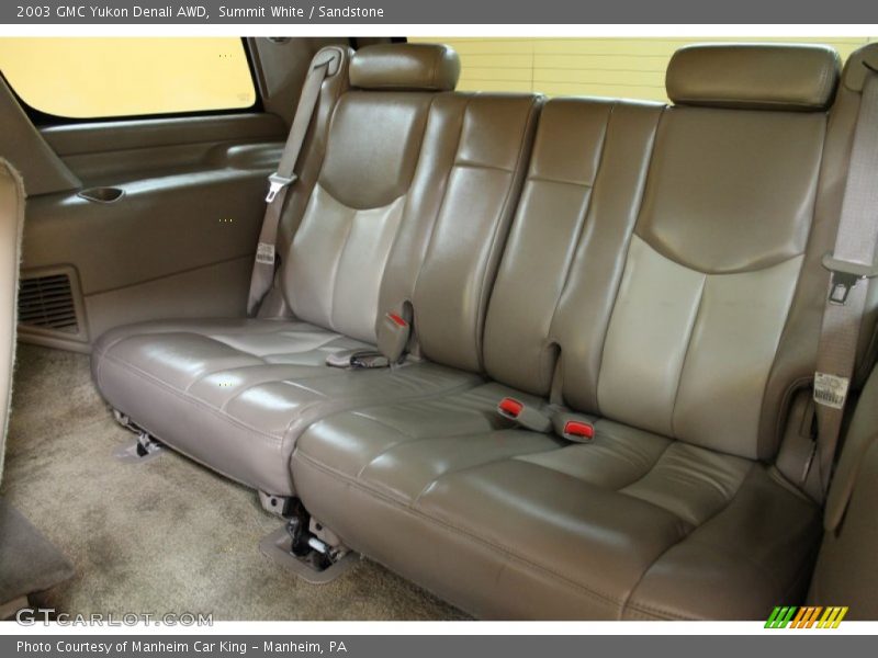 Summit White / Sandstone 2003 GMC Yukon Denali AWD