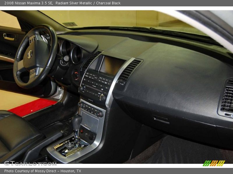 Radiant Silver Metallic / Charcoal Black 2008 Nissan Maxima 3.5 SE