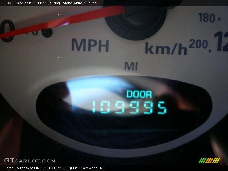 Stone White / Taupe 2002 Chrysler PT Cruiser Touring