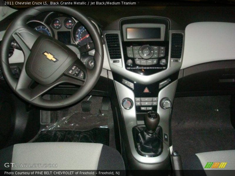 Black Granite Metallic / Jet Black/Medium Titanium 2011 Chevrolet Cruze LS