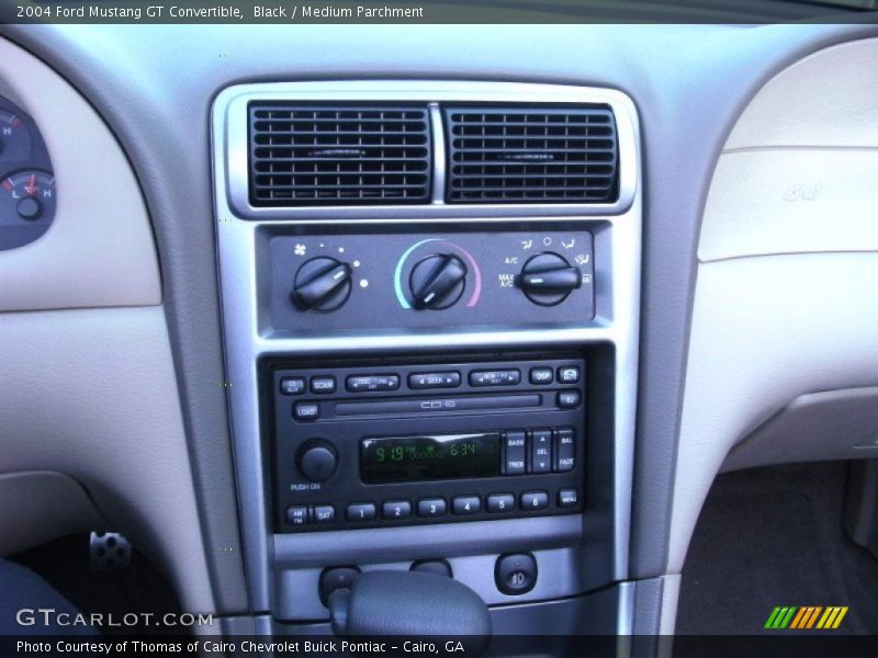 Controls of 2004 Mustang GT Convertible