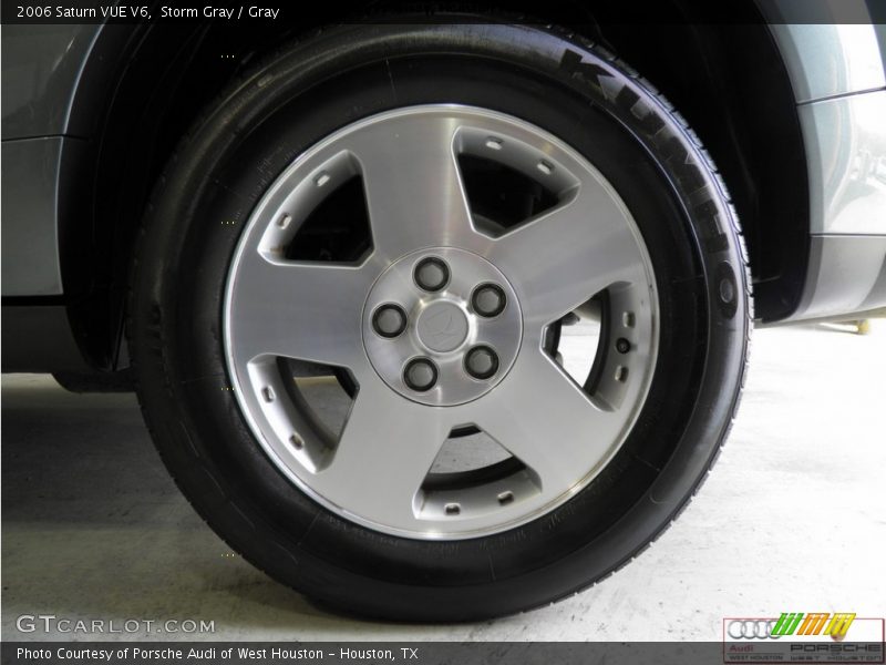 Storm Gray / Gray 2006 Saturn VUE V6
