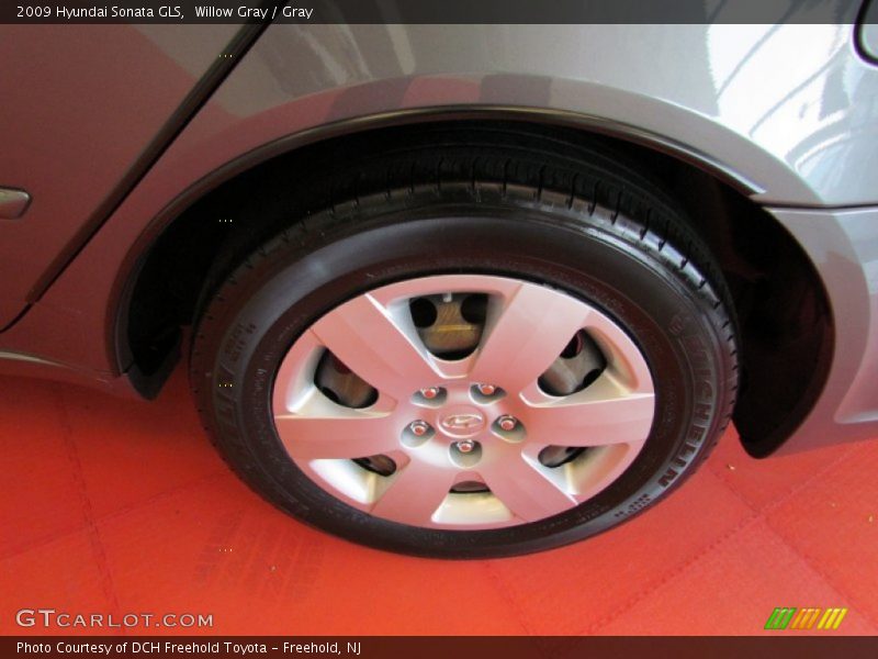 Willow Gray / Gray 2009 Hyundai Sonata GLS