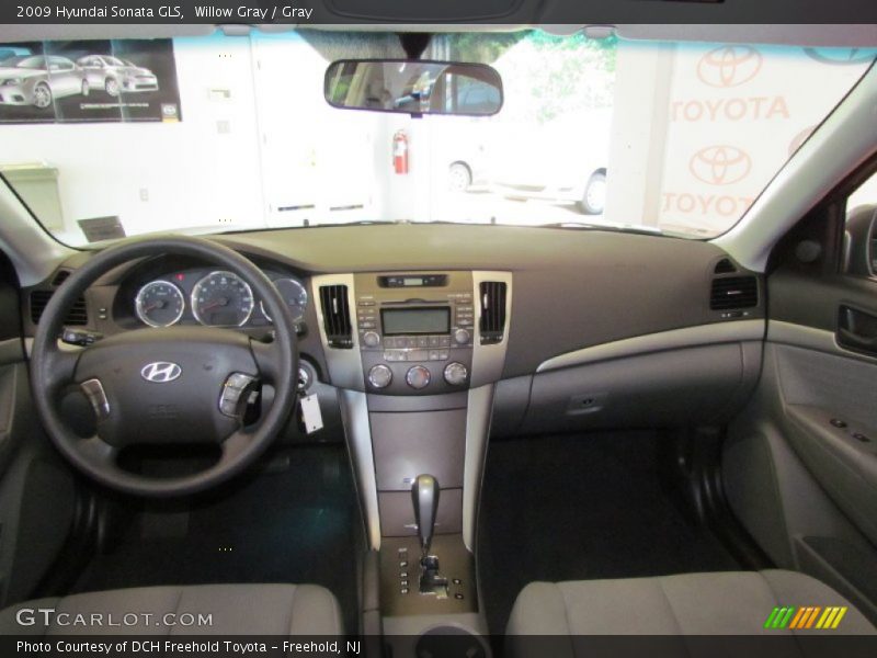Willow Gray / Gray 2009 Hyundai Sonata GLS