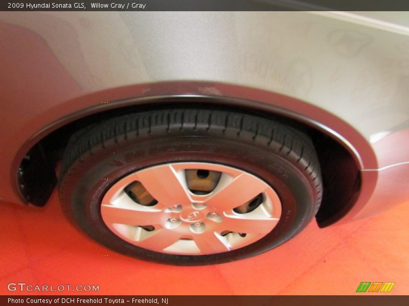 Willow Gray / Gray 2009 Hyundai Sonata GLS