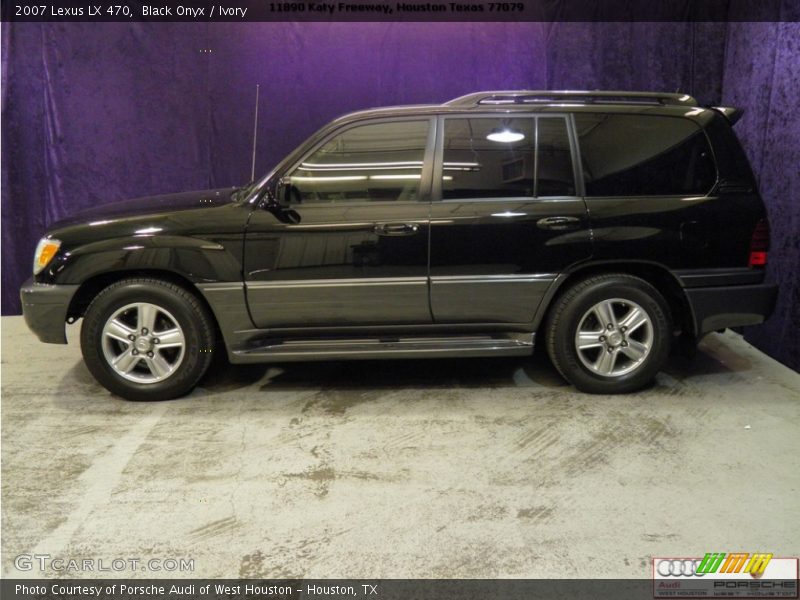 Black Onyx / Ivory 2007 Lexus LX 470