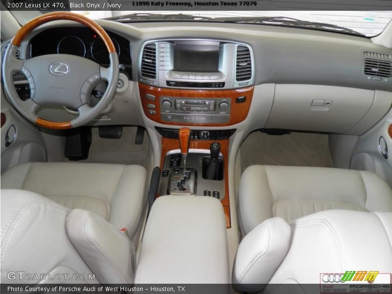 Black Onyx / Ivory 2007 Lexus LX 470