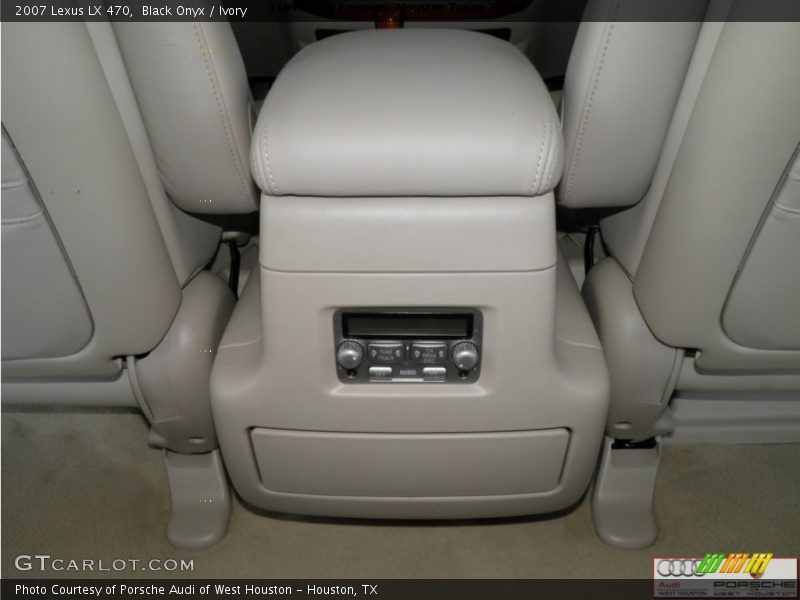 Black Onyx / Ivory 2007 Lexus LX 470