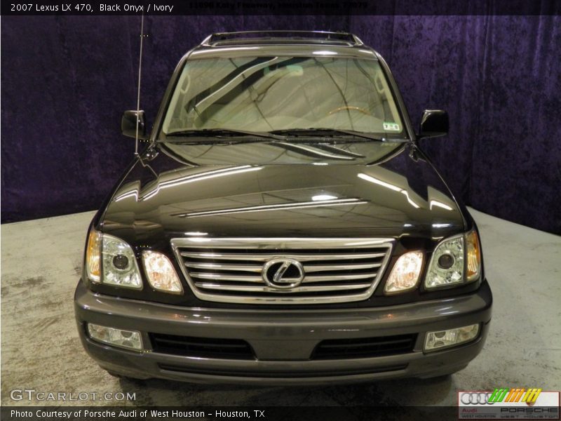 Black Onyx / Ivory 2007 Lexus LX 470