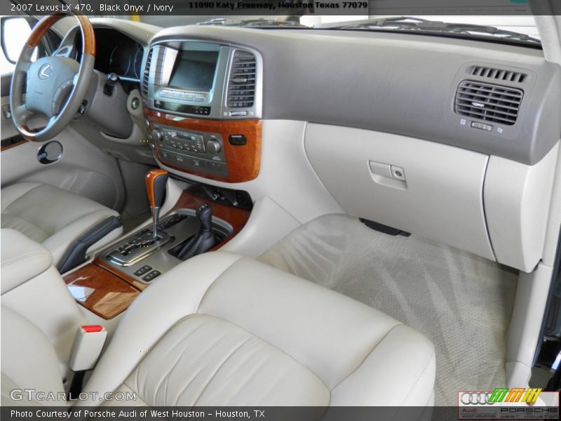 Black Onyx / Ivory 2007 Lexus LX 470