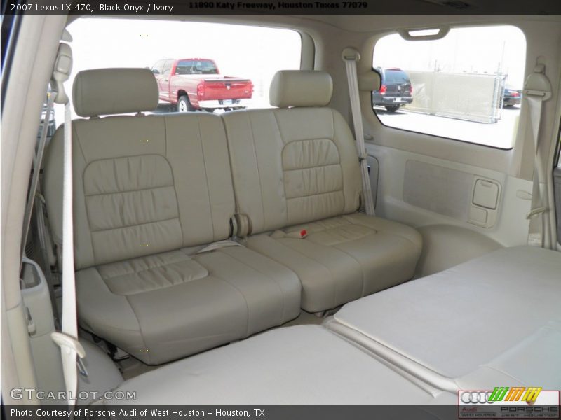 Black Onyx / Ivory 2007 Lexus LX 470