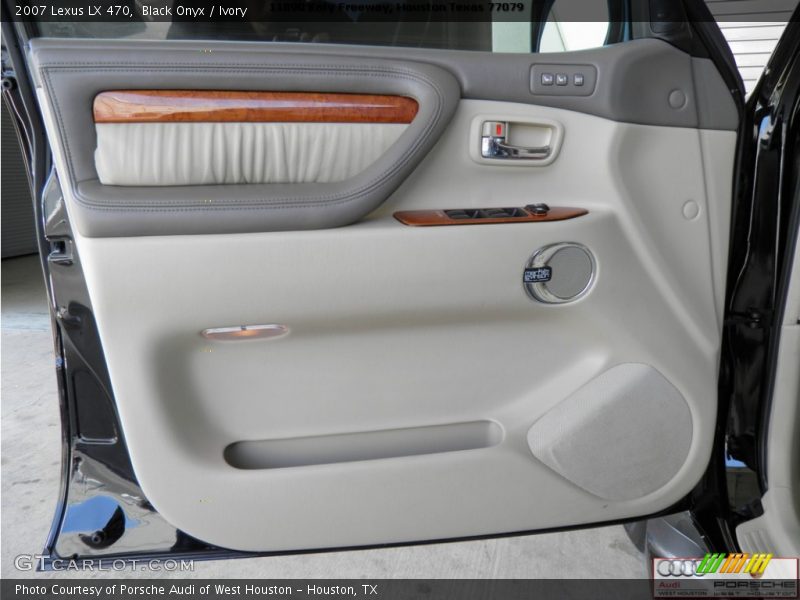 Black Onyx / Ivory 2007 Lexus LX 470