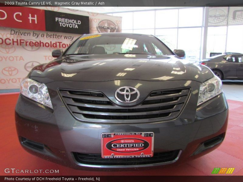 Magnetic Gray Metallic / Ash 2009 Toyota Camry LE V6