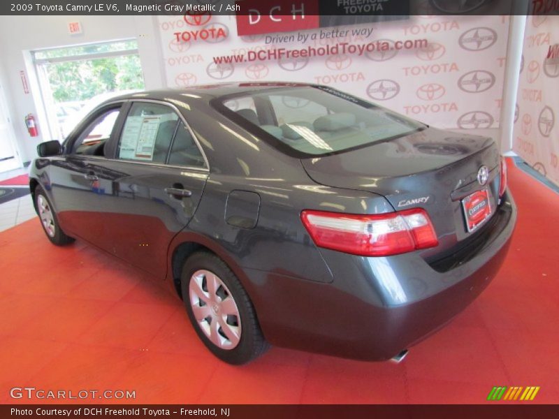 Magnetic Gray Metallic / Ash 2009 Toyota Camry LE V6