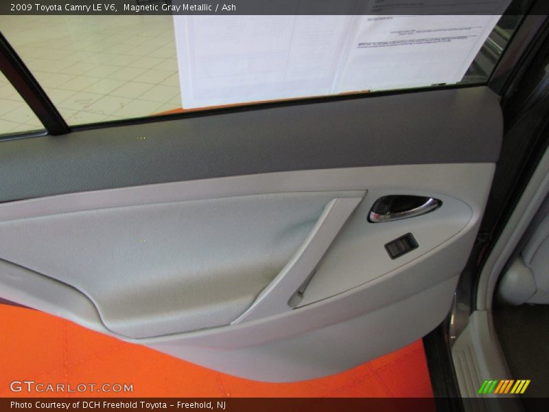 Magnetic Gray Metallic / Ash 2009 Toyota Camry LE V6