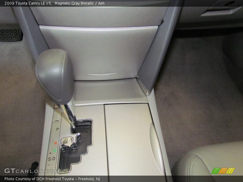 Magnetic Gray Metallic / Ash 2009 Toyota Camry LE V6