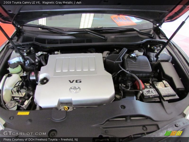 Magnetic Gray Metallic / Ash 2009 Toyota Camry LE V6