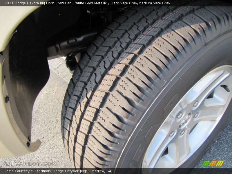 White Gold Metallic / Dark Slate Gray/Medium Slate Gray 2011 Dodge Dakota Big Horn Crew Cab