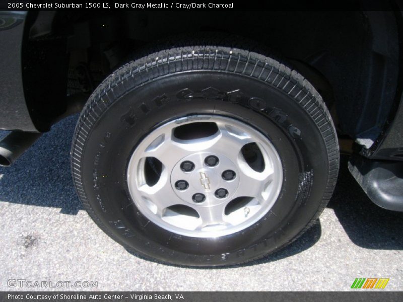 Dark Gray Metallic / Gray/Dark Charcoal 2005 Chevrolet Suburban 1500 LS
